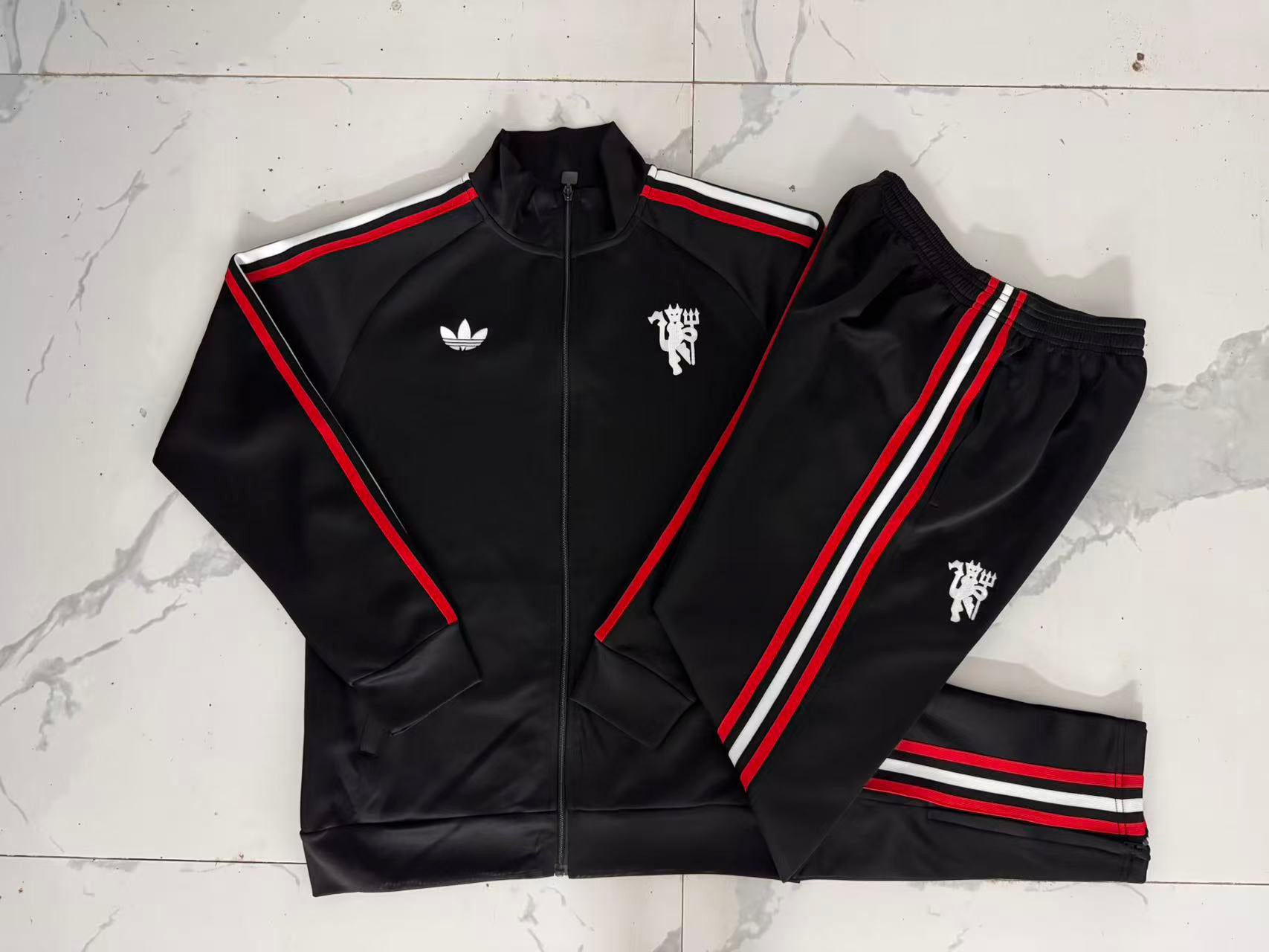 Kids Tracksuit 26/27 - Black