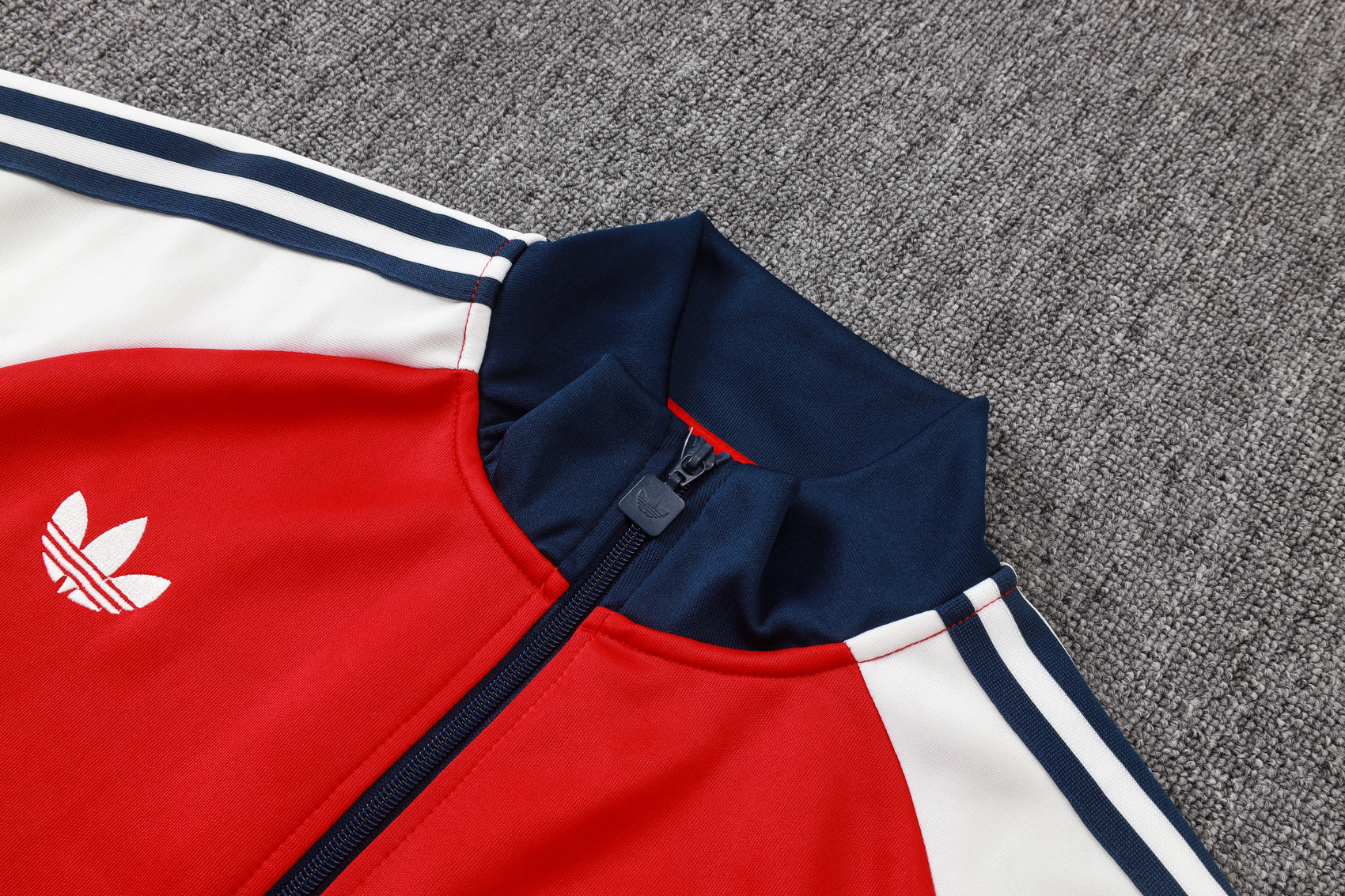 Kids Tracksuit 26/27