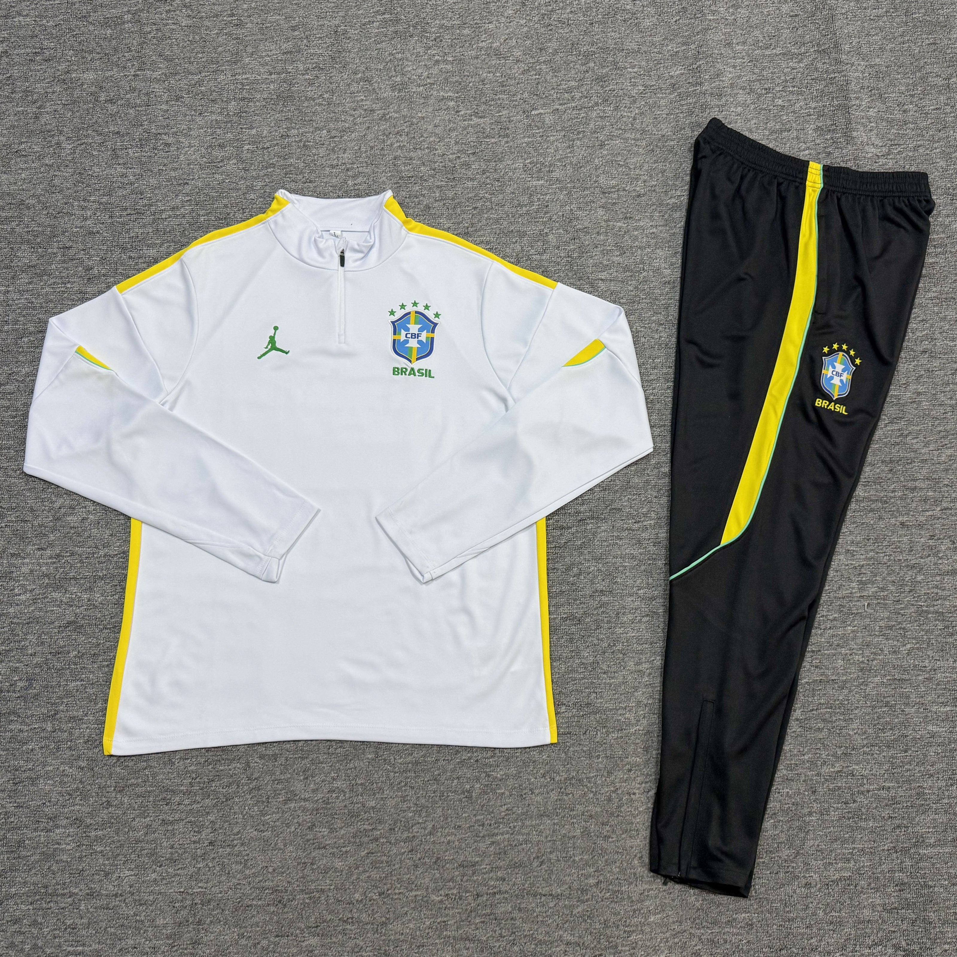 Kids Tracksuit 26/27