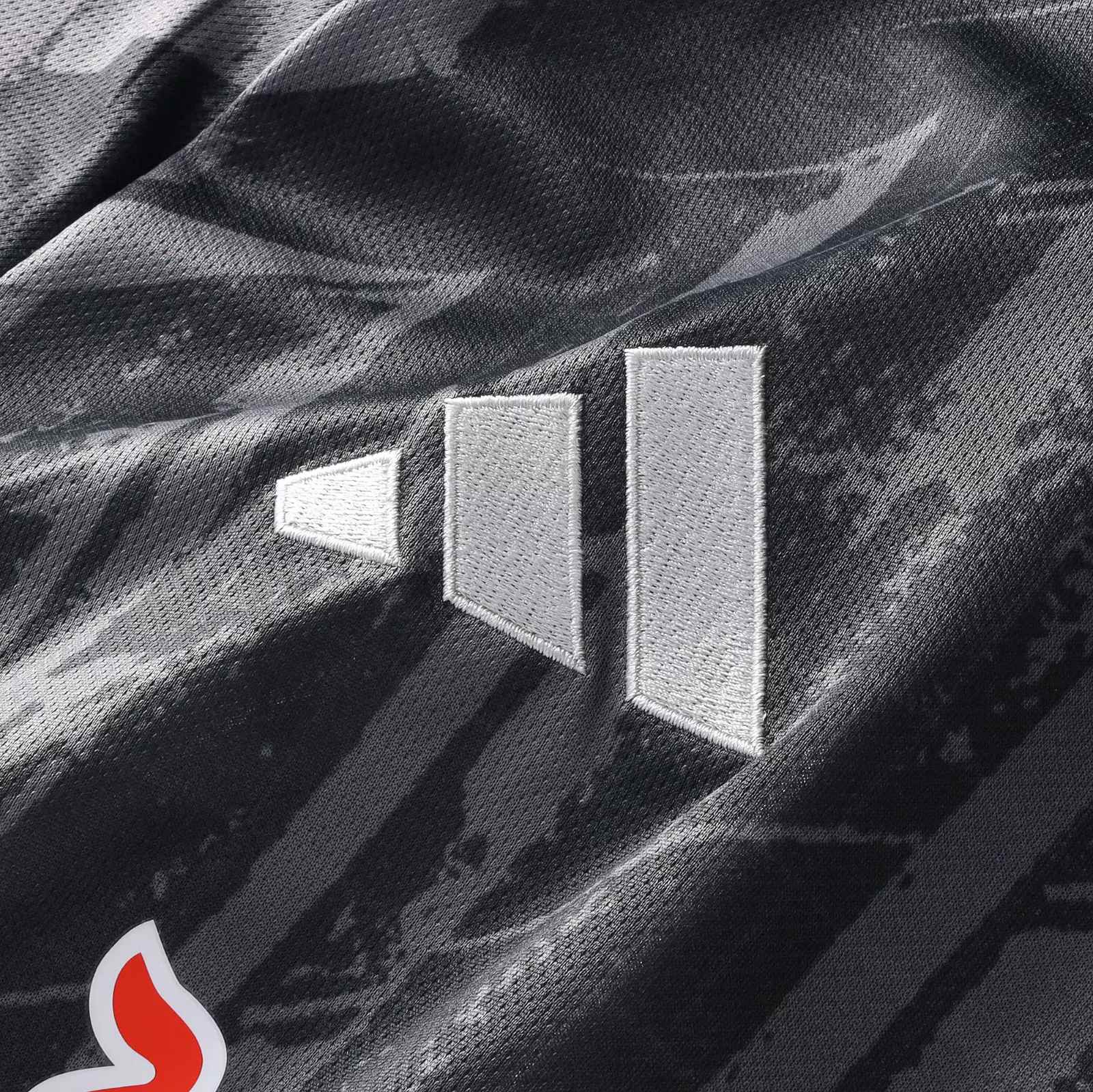 Third 26/27 Kids Shirt Kit
